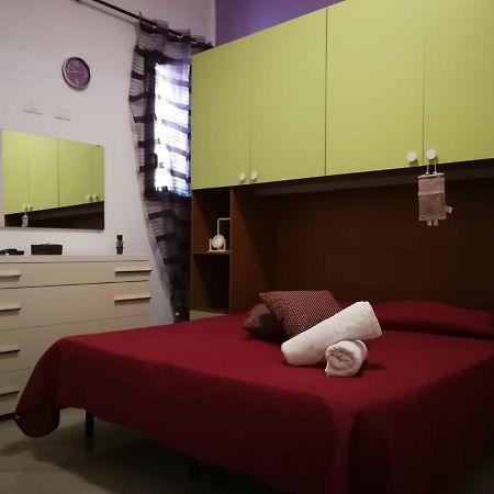 Private Studios - Monolocale Privato Palermo Luaran gambar