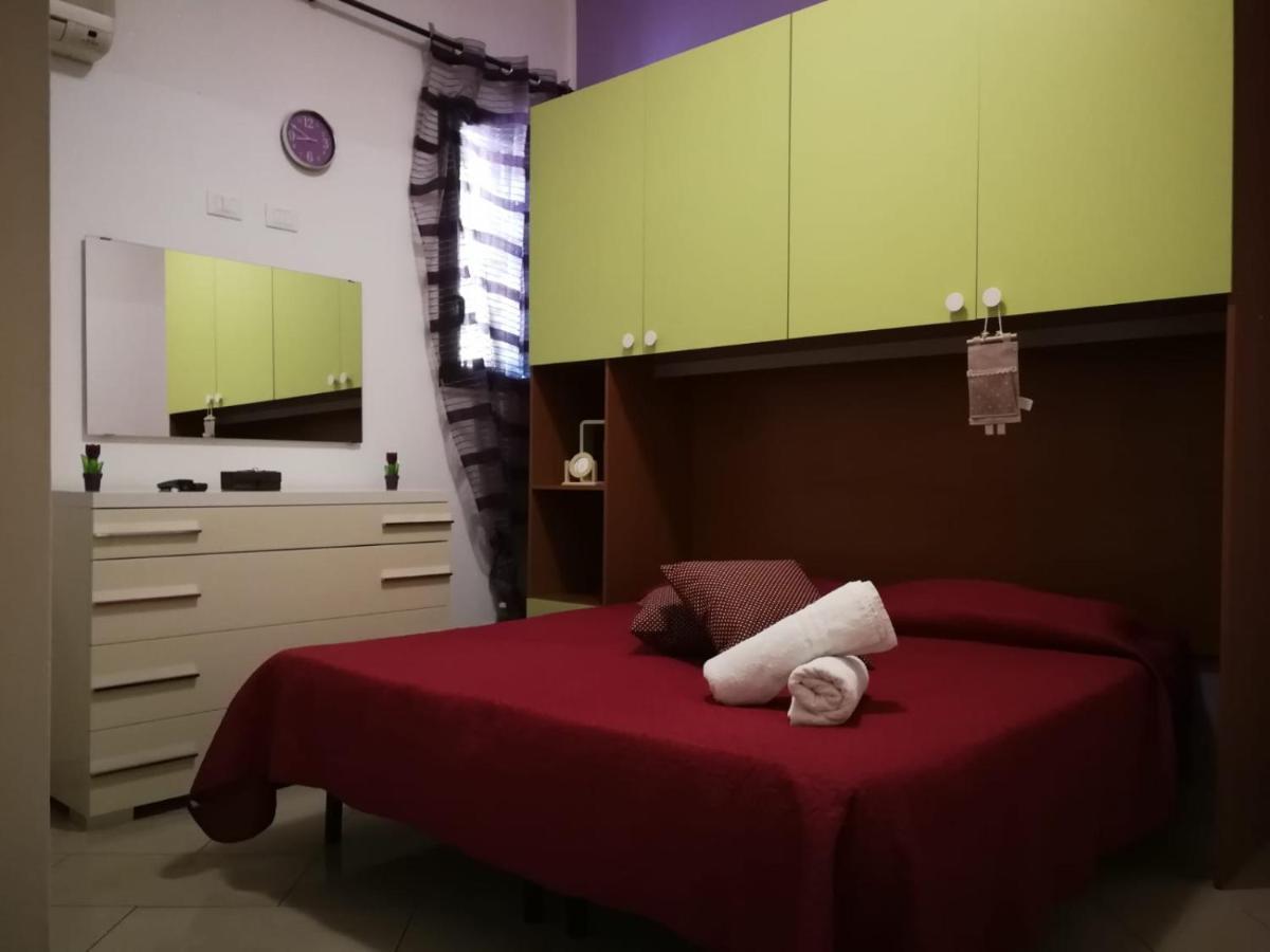 Private Studios - Monolocale Privato Palermo Luaran gambar